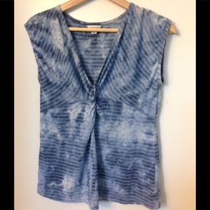 5/$20 CALVIN KLEIN TOP S (S-M FIT)